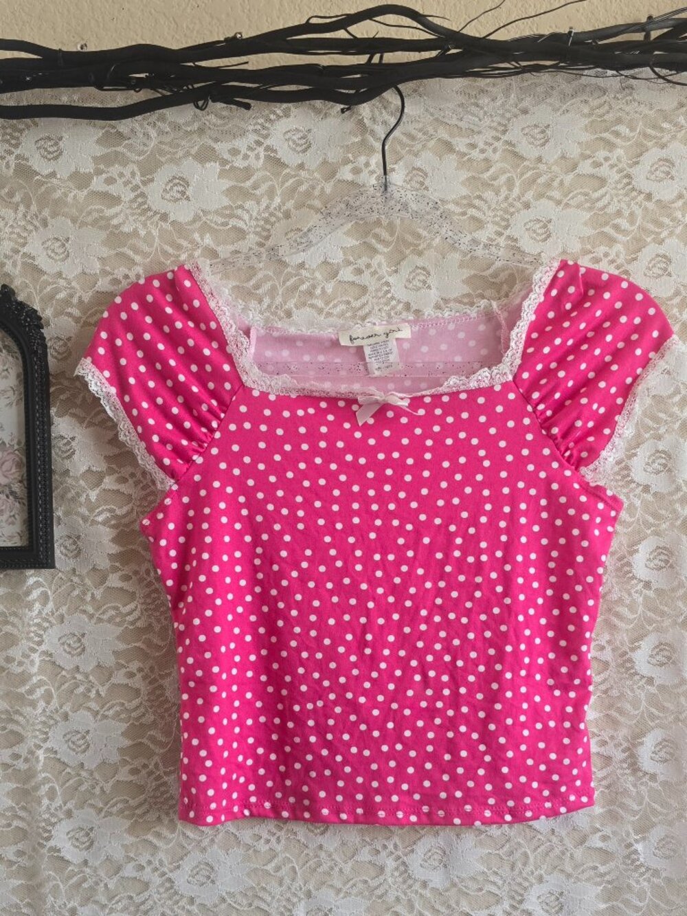 Pink & White Polka Dot Crop Tee - Babydoll Tee - cottagecore - y2k - festival